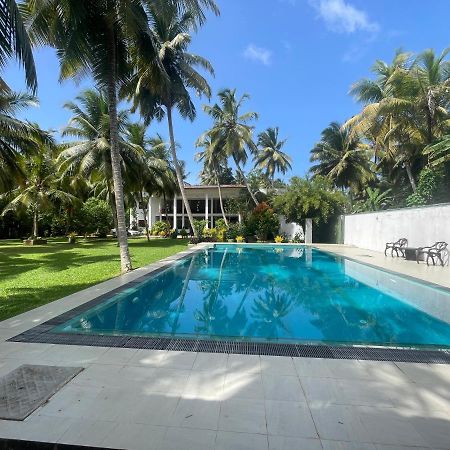 Why Not Mansion Hostel Habaraduwa Central Buitenkant foto
