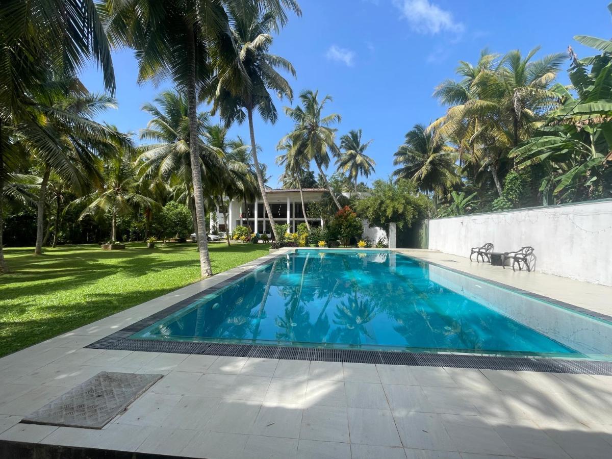 Why Not Mansion Hostel Habaraduwa Central Buitenkant foto